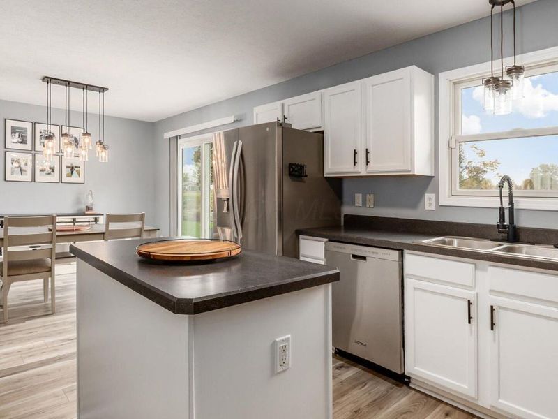 156 Glen Crossing Drive, Etna, OH 43062 Photo 9