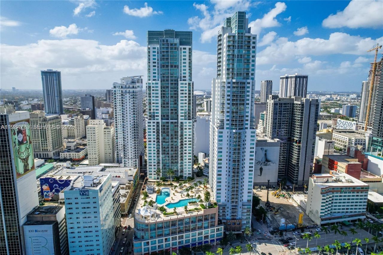 253 NE 2nd St , Unit 433, Miami, FL 33132 Photo