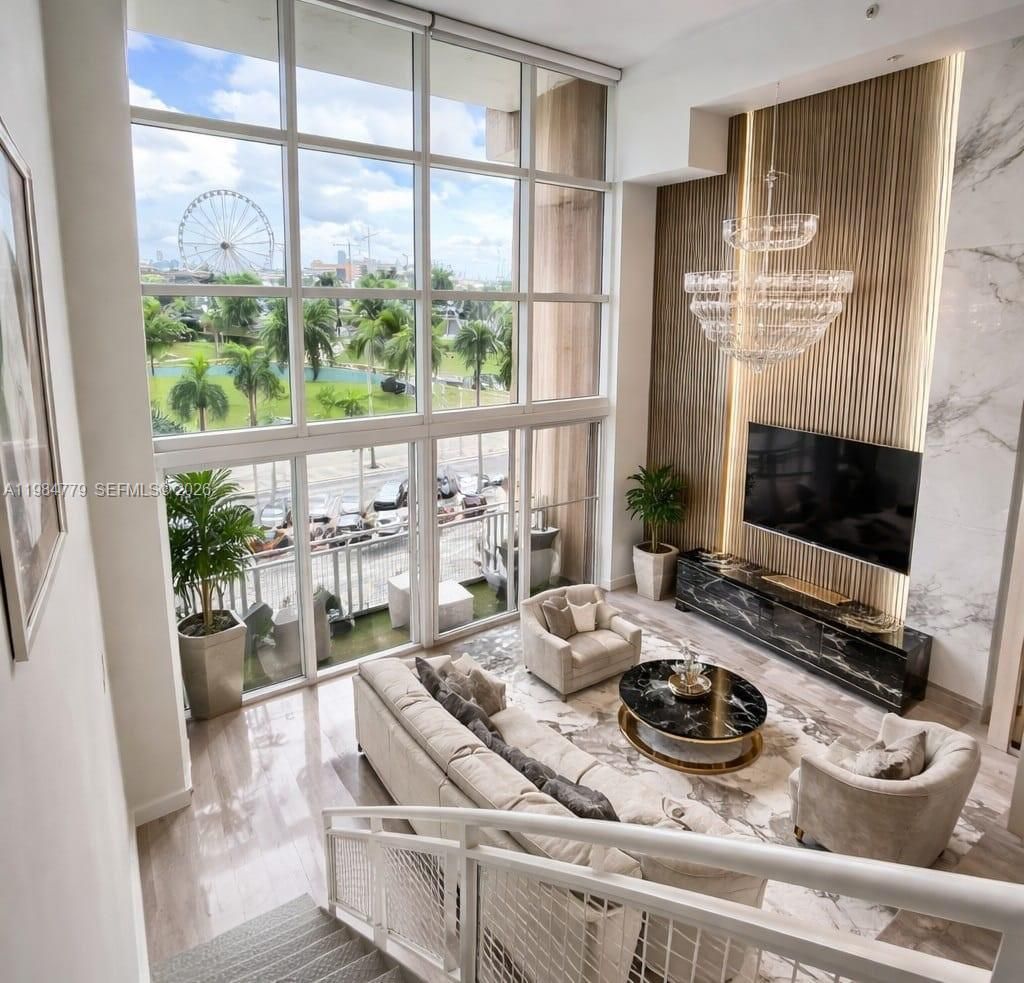 253 NE 2nd St , Unit 433, Miami, FL 33132 Photo