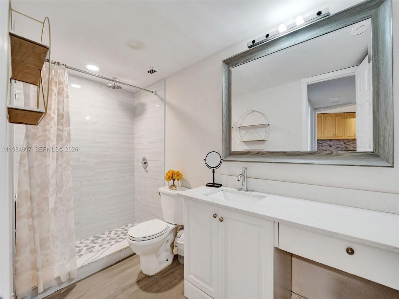 1351 NE Miami Gardens Dr , Unit 203E, Miami, FL 33179 Photo