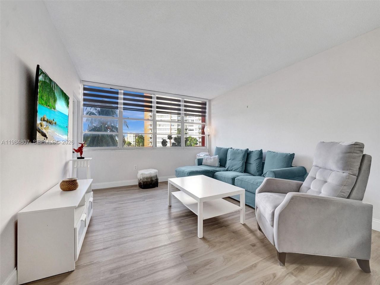 1351 NE Miami Gardens Dr , Unit 203E, Miami, FL 33179 Photo