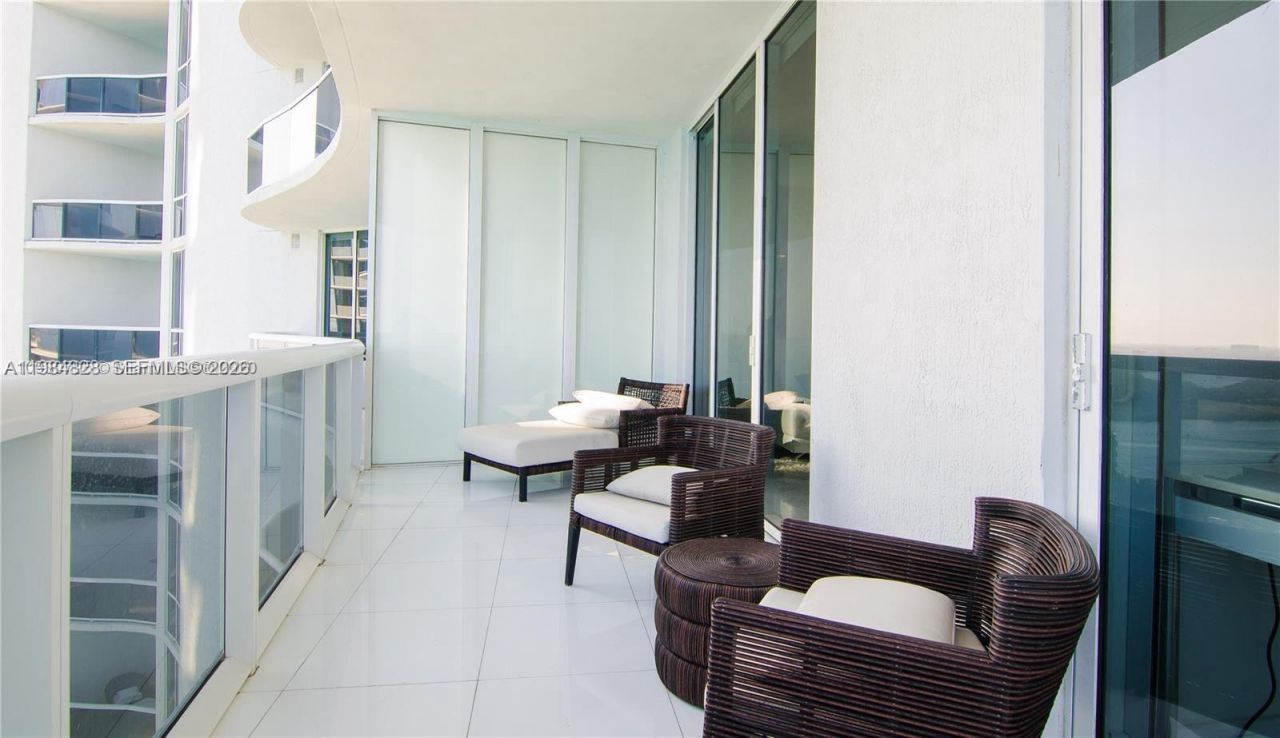 15811 Collins Ave, Unit 2602, Sunny Isles Beach, FL 33160 Photo