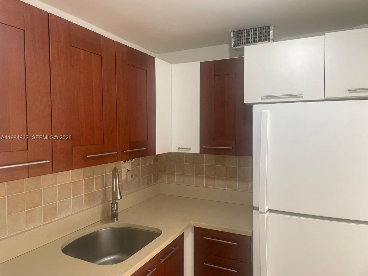 3522 NE 171st St , Unit 206, North Miami Beach, FL 33160 Photo