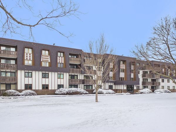 13000 W Heiden Circle, Unit 3105, Lake Bluff, IL 60044