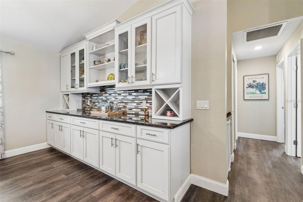 9901 Bay Drive, Gibsonton, FL 33534 Photo