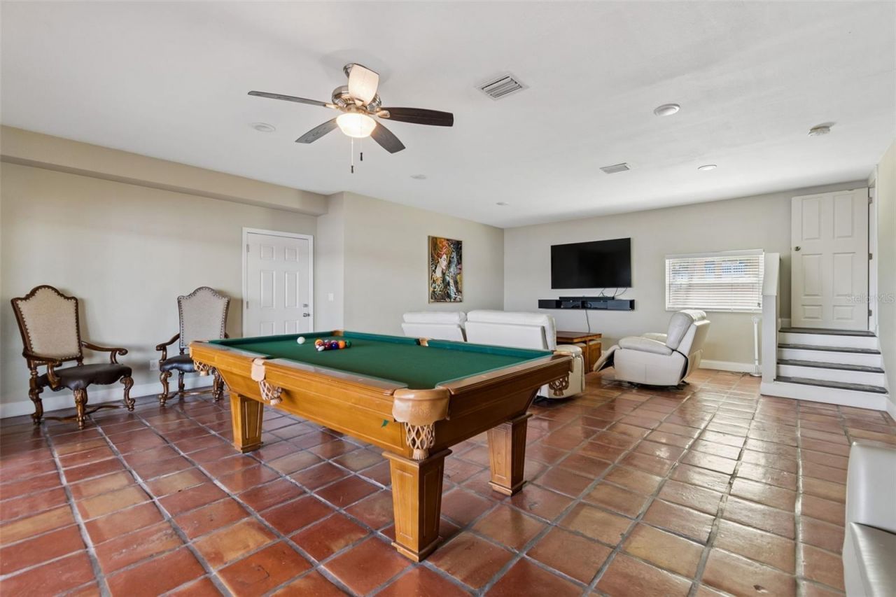 9901 Bay Drive, Gibsonton, FL 33534 Photo