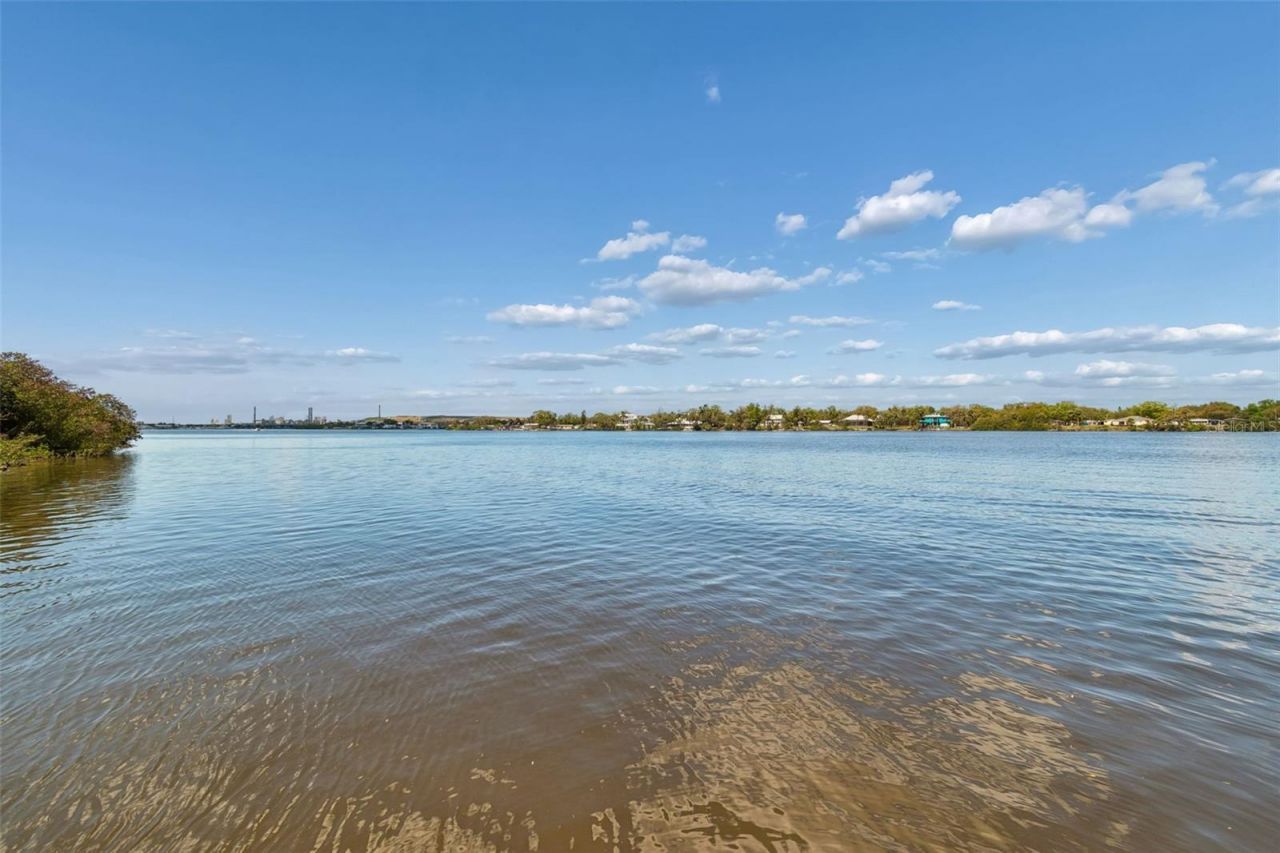 9901 Bay Drive , Gibsonton, FL 33534 Photo