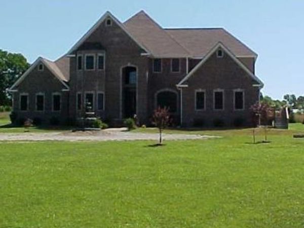 236 Tims Ford Dr , Winchester, TN 37398