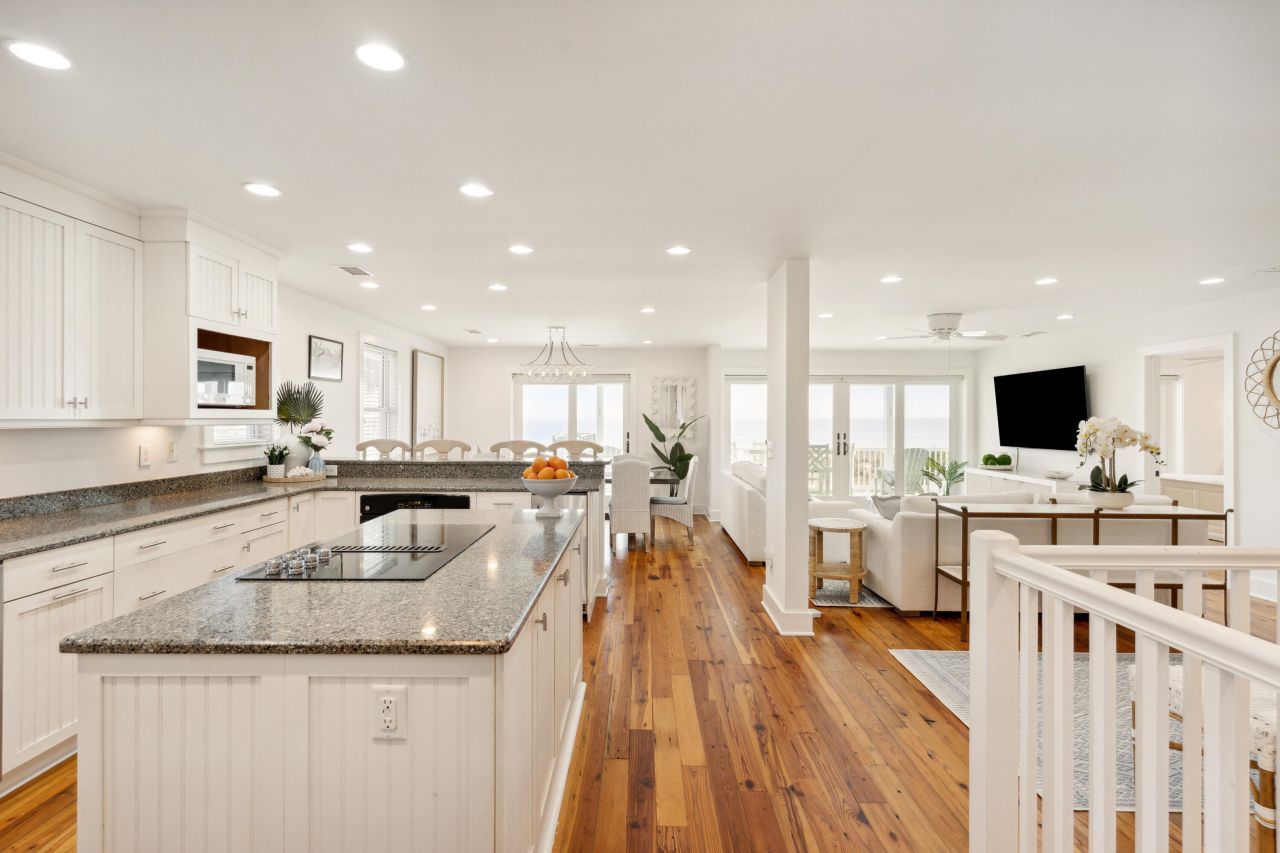 603 E Arctic Avenue Photo 4