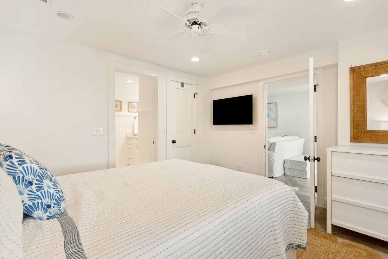 603 E Arctic Avenue Photo 44