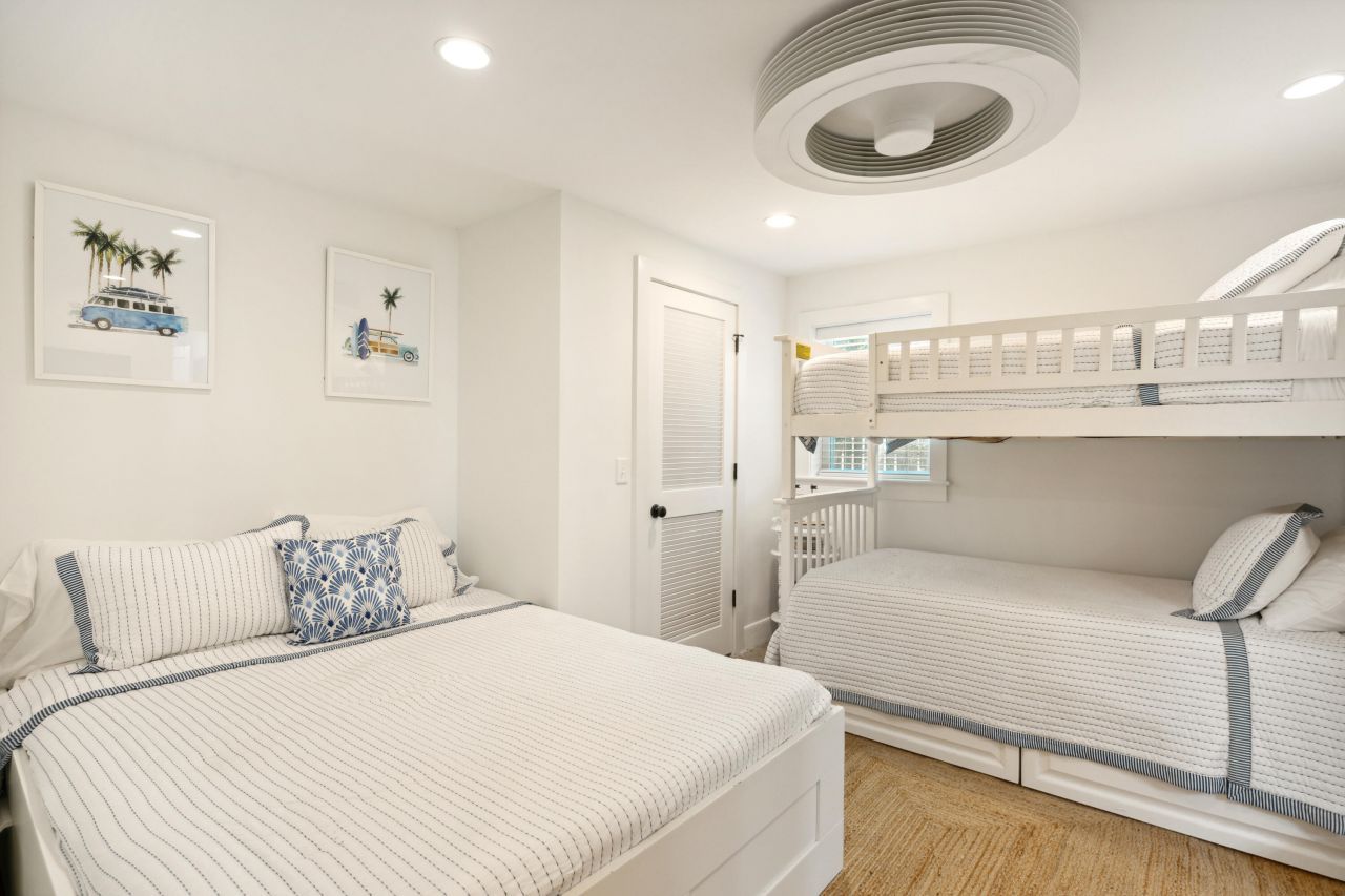 603 E Arctic Avenue Photo 46