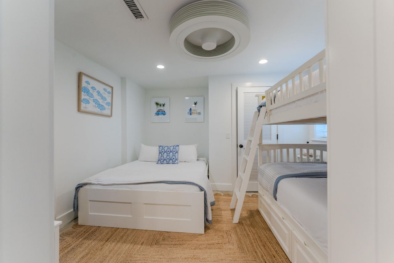 603 E Arctic Avenue Photo 47