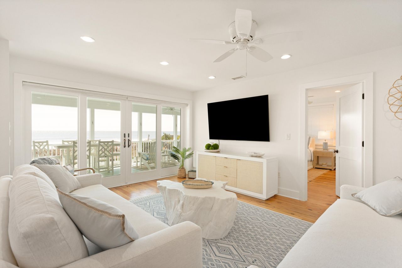 603 E Arctic Avenue Photo 6