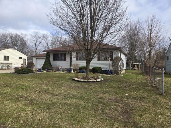 5500 Claudia Avenue SE, Grand Rapids, MI 49548