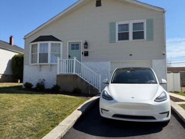 1427 SAINT CHARLES PLACE, ABINGTON, PA 19001