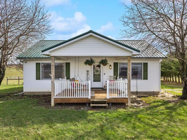 8710 State Route 180 , Kingston, OH 45644