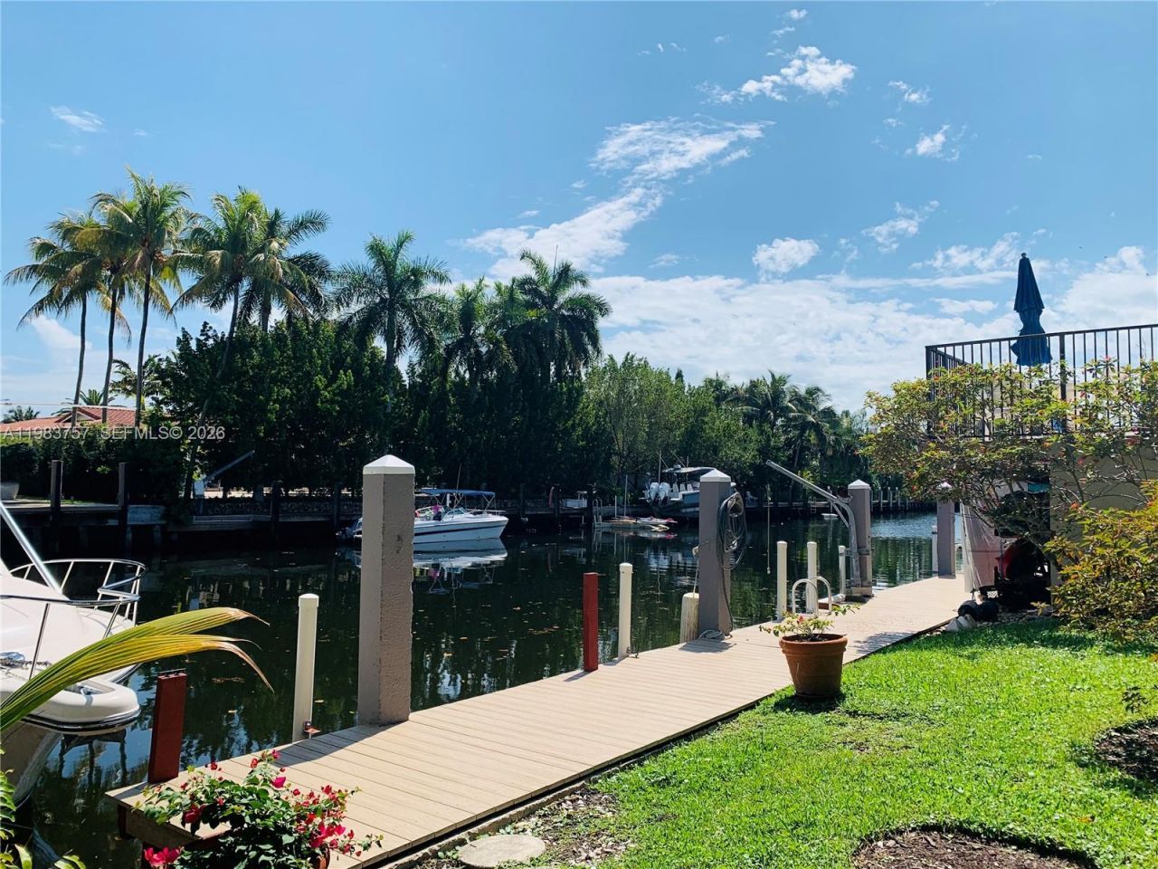 6815 Edgewater Dr, Unit 105, Coral Gables, FL 33133 Photo