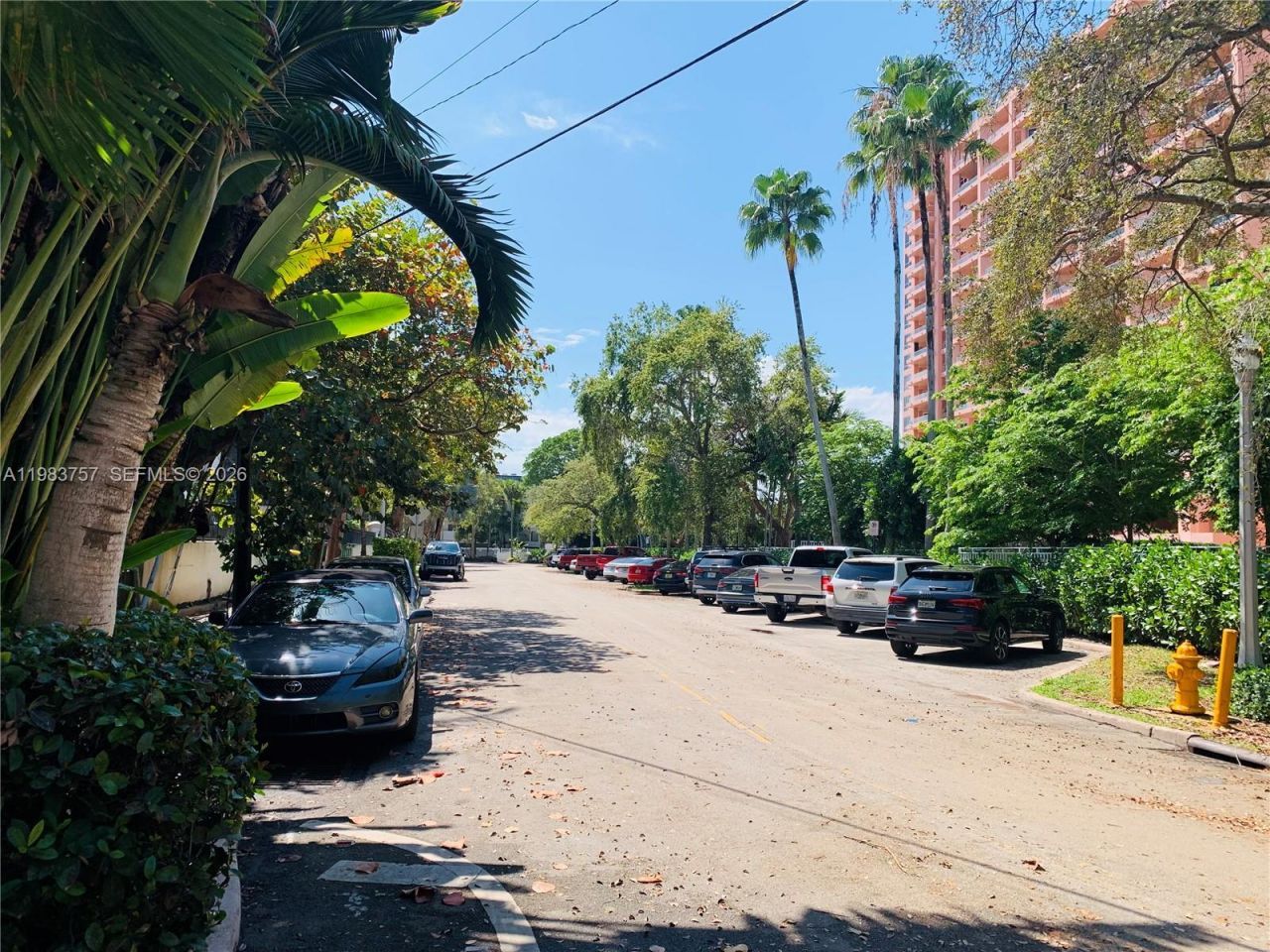 6815 Edgewater Dr, Unit 105, Coral Gables, FL 33133 Photo