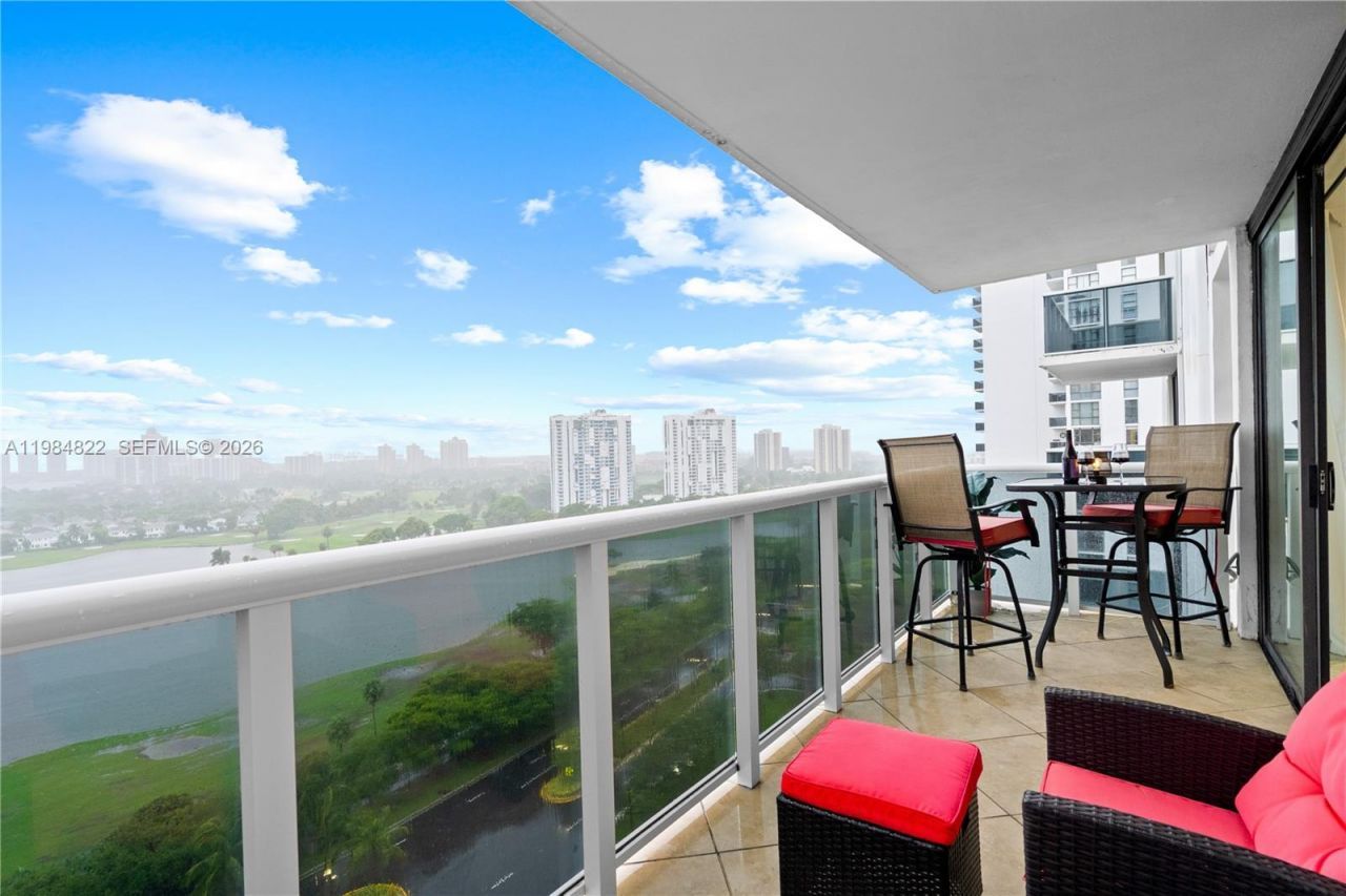 3675 N Country Club Dr, Unit 1907, Aventura, FL 33180 Photo