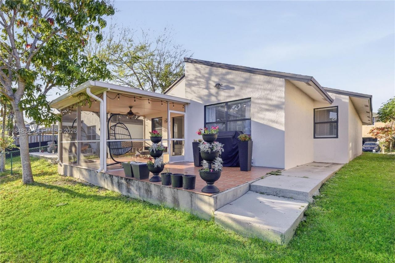 3810 NW 23rd Pl , Unit #, Coconut Creek, FL 33066 Photo