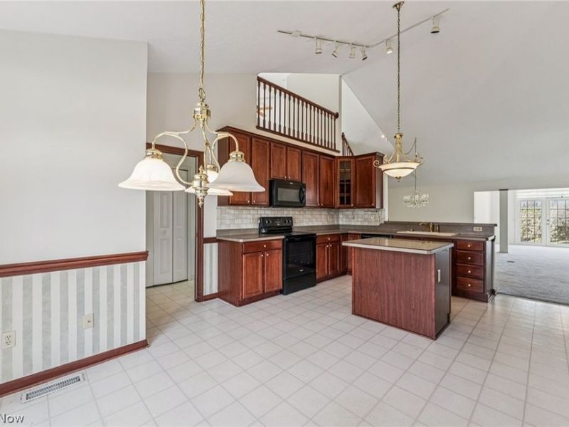 22495 Northwood Trail, Strongsville, OH 44149 Photo 12