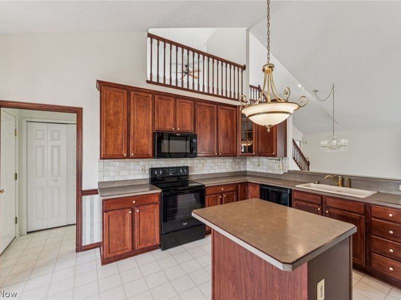 22495 Northwood Trail, Strongsville, OH 44149 Photo 13