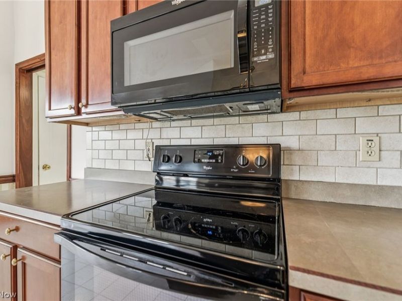 22495 Northwood Trail, Strongsville, OH 44149 Photo 17