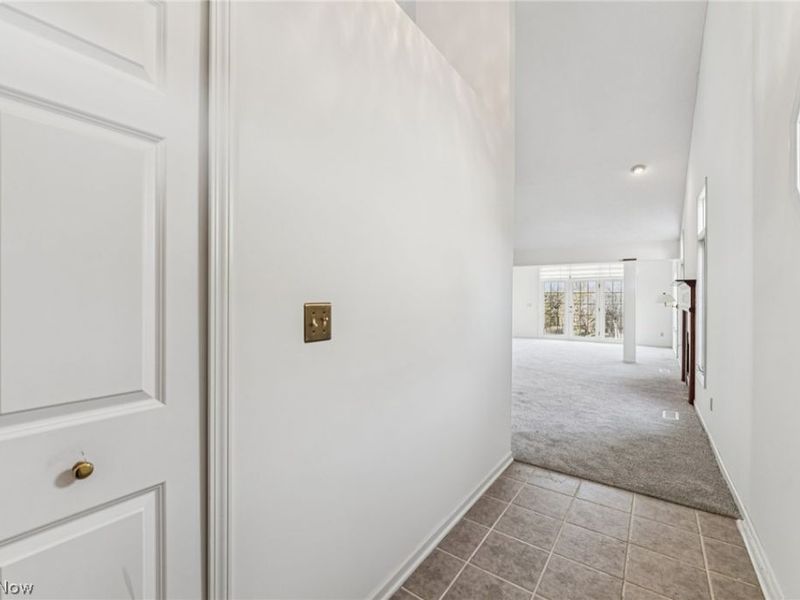 22495 Northwood Trail, Strongsville, OH 44149 Photo 2