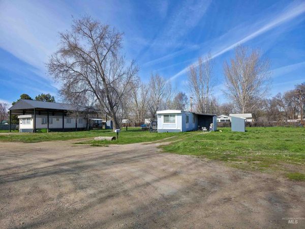 1116 & 1126 E Washington St, Weiser, ID 83672