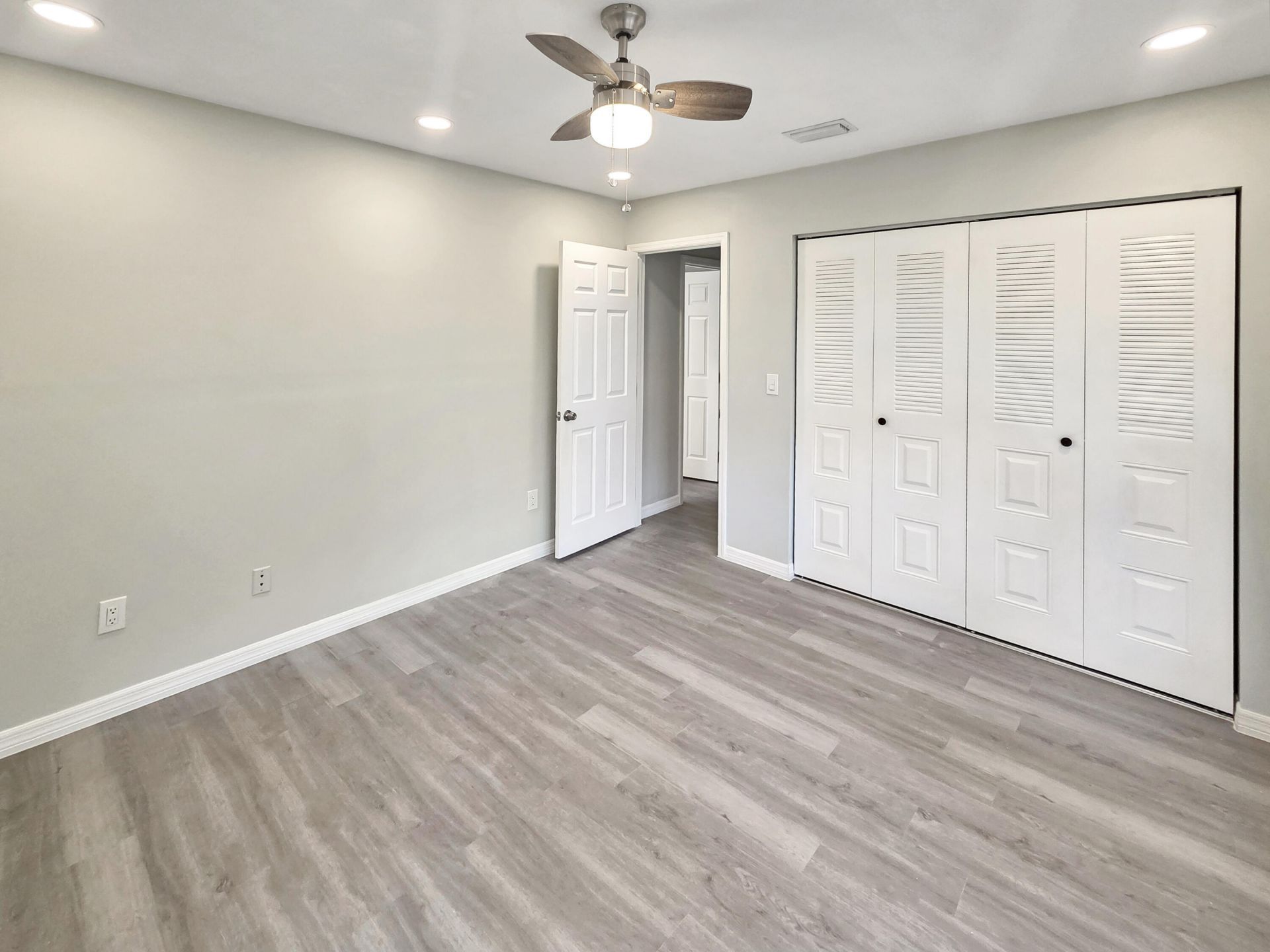 7601 San Carlos Drive, Fort Pierce, FL 34951 Photo