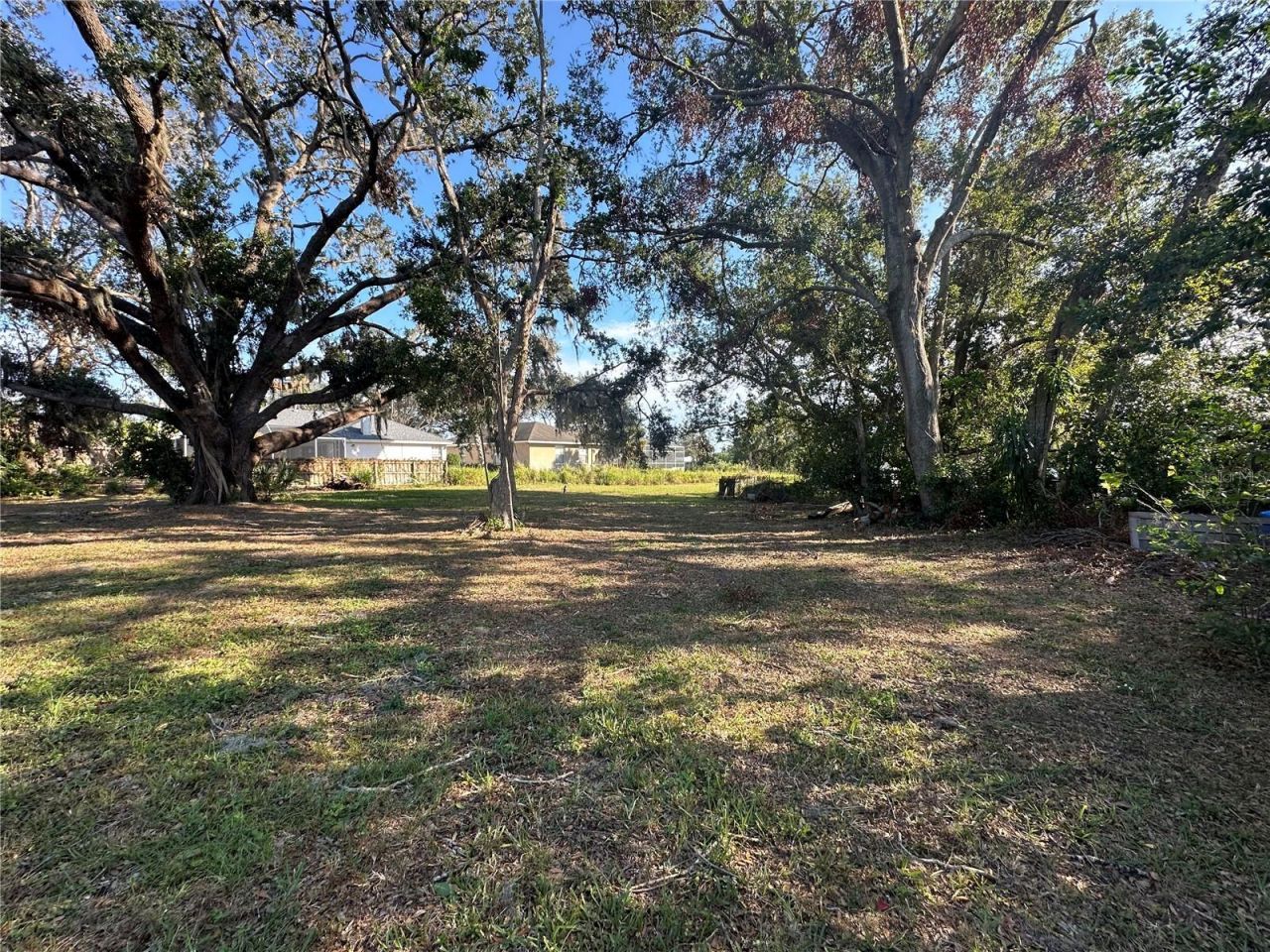 121 Christie Avenue, Sarasota, FL 34232 Photo