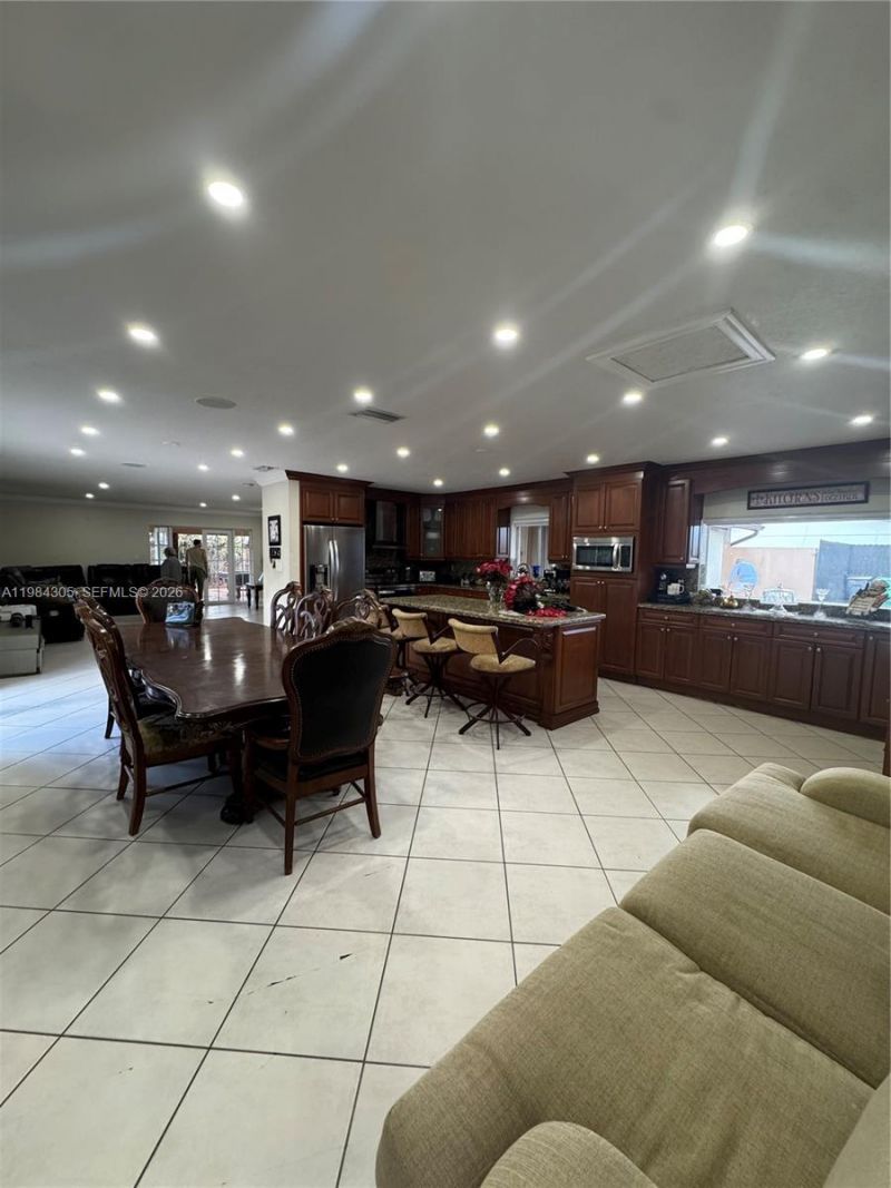 12545 SW 31st Ter , Miami, FL 33175 Photo