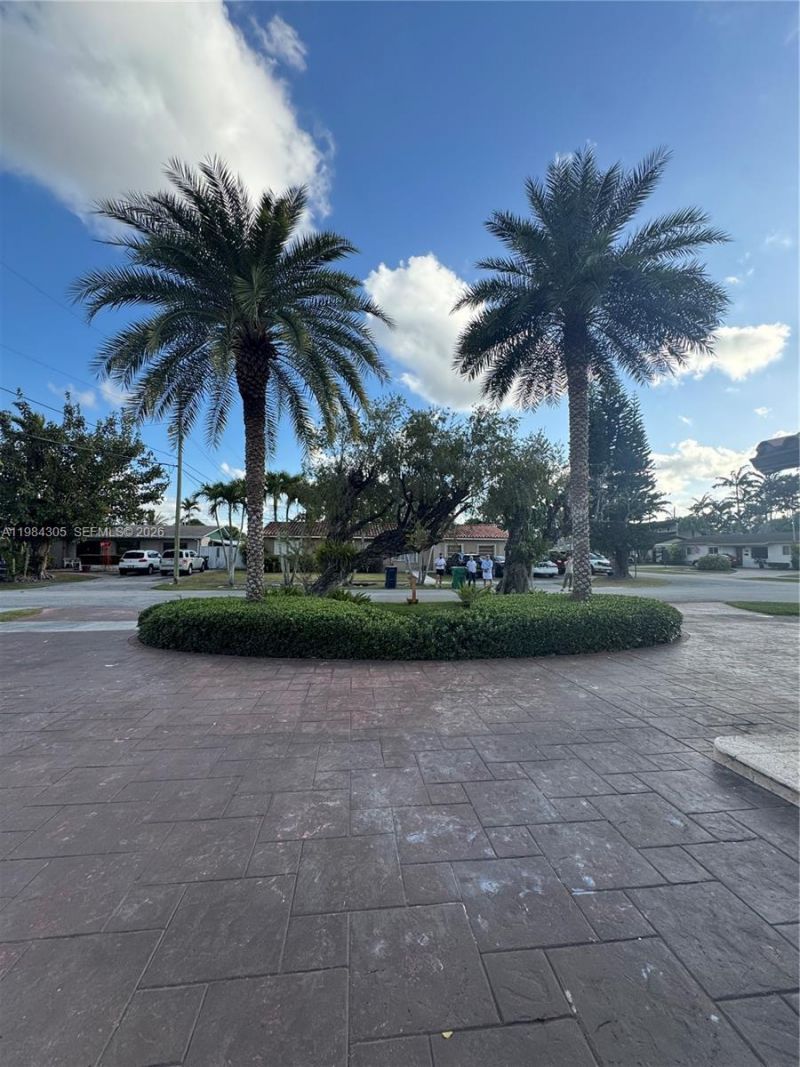 12545 SW 31st Ter , Miami, FL 33175 Photo