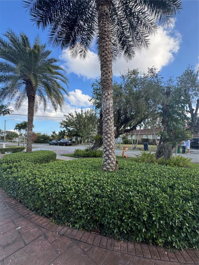 12545 SW 31st Ter , Miami, FL 33175 Photo
