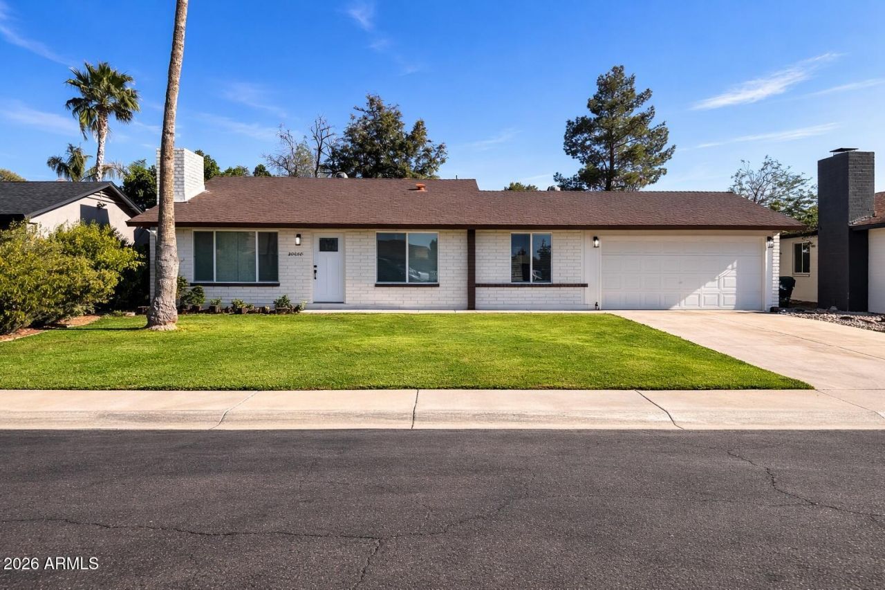 20031 N 17th Lane, Phoenix, AZ 85027 Main Photo