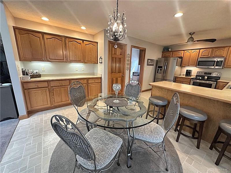 1480 Maplecrest Drive, Troy, OH 45373 Photo 10