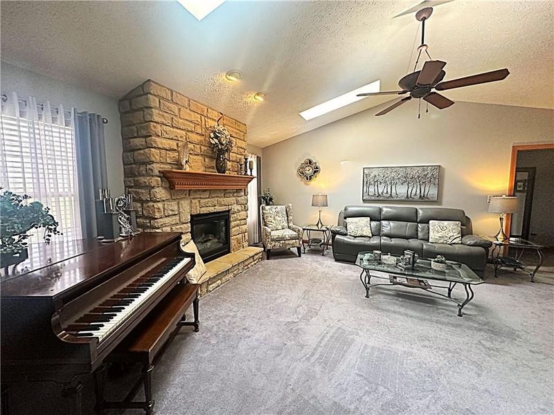 1480 Maplecrest Drive, Troy, OH 45373 Photo 6