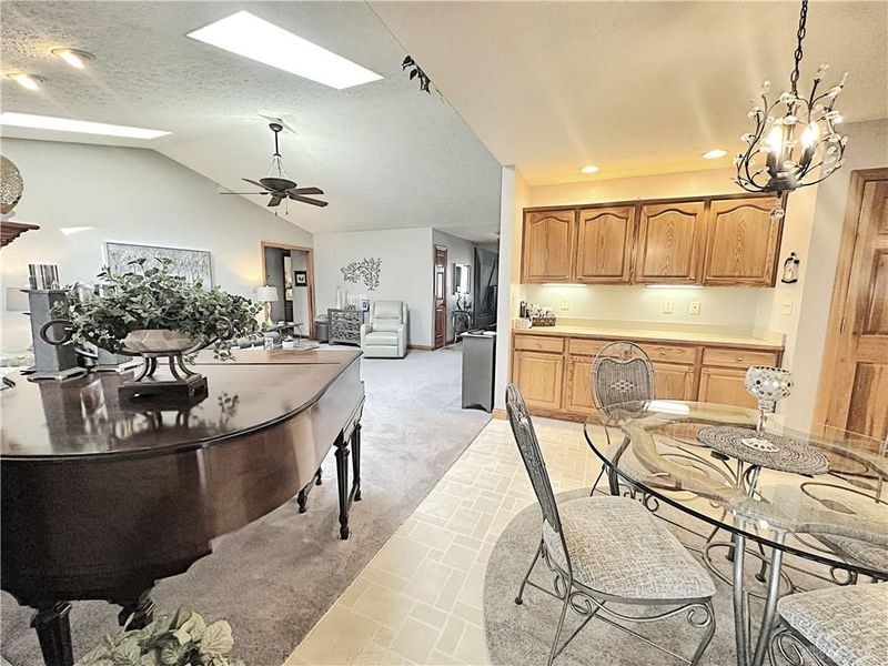 1480 Maplecrest Drive, Troy, OH 45373 Photo 9