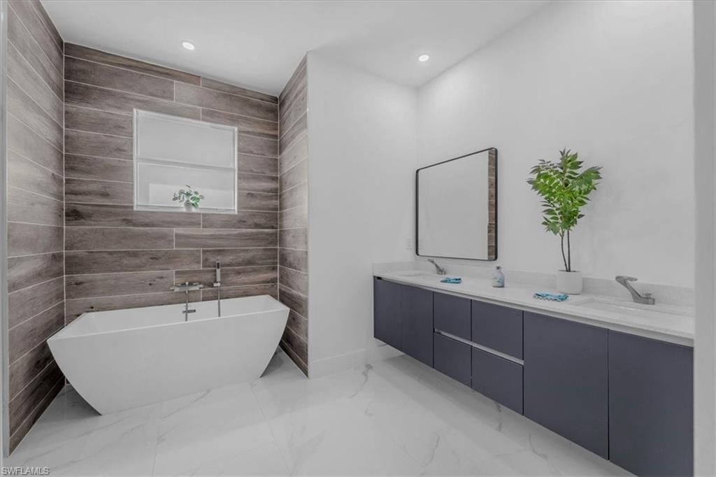 2317 Kismet Pkwy W, Cape Coral, FL 33993 Photo