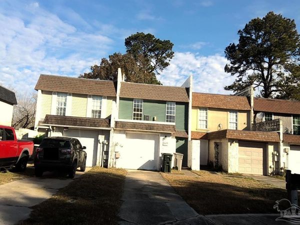 843 Esconditas Pl, Pensacola, FL 32506