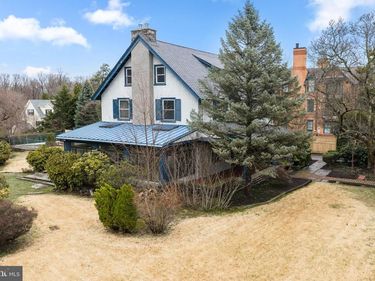 111 E MONTGOMERY AVENUE, ARDMORE, PA 19003