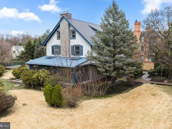 111 E MONTGOMERY AVENUE, ARDMORE, PA 19003