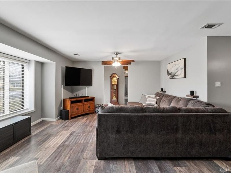 167 W Goodman Drive, Fairborn, OH 45324 Photo 9