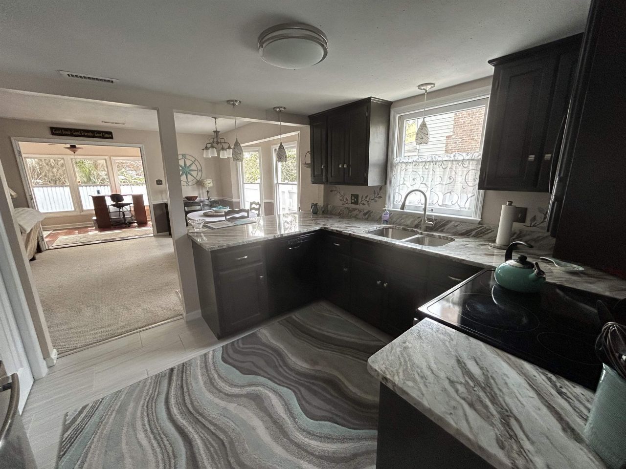 1575 Victoria Ln. Photo 14