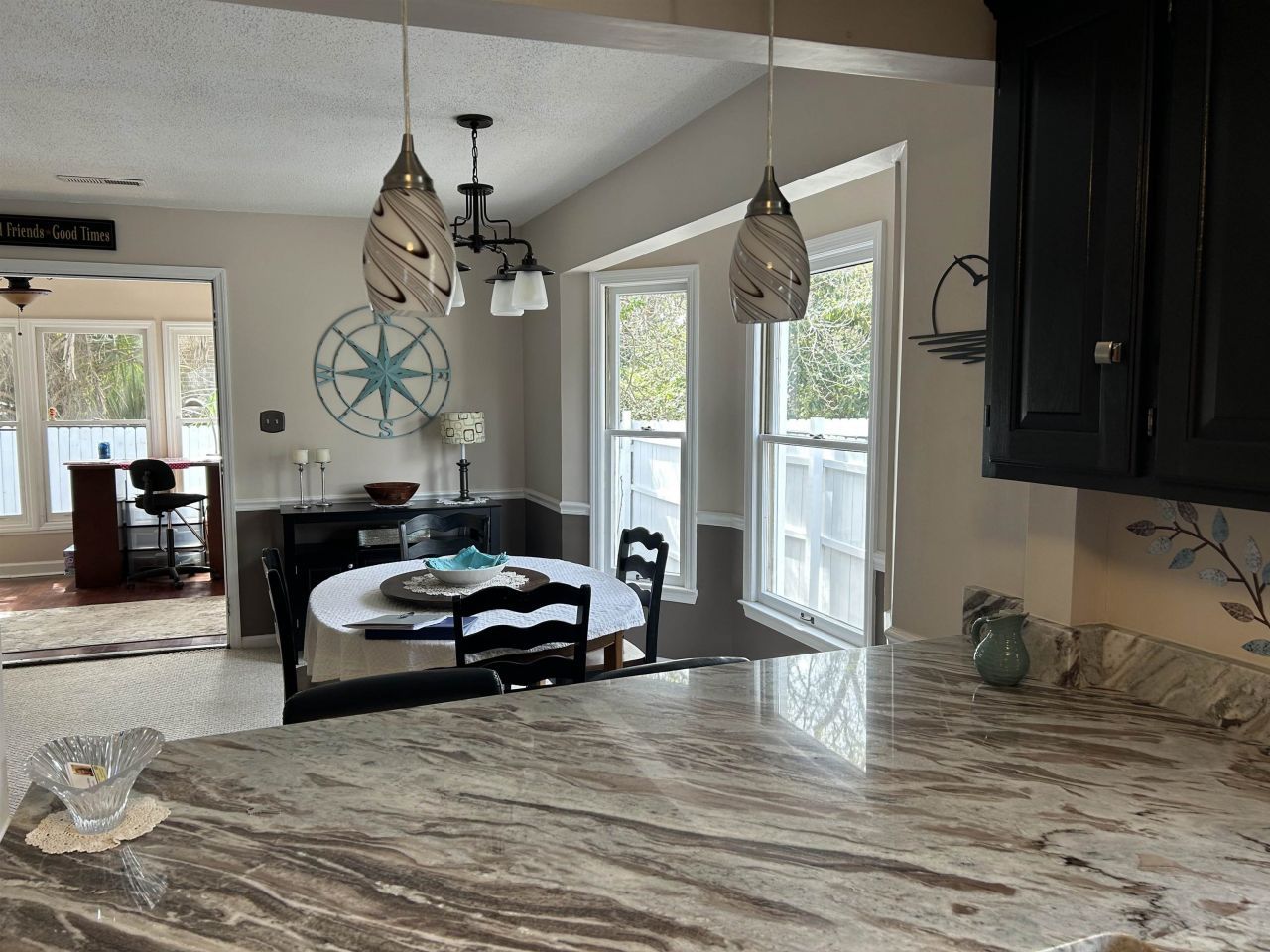 1575 Victoria Ln. Photo 15