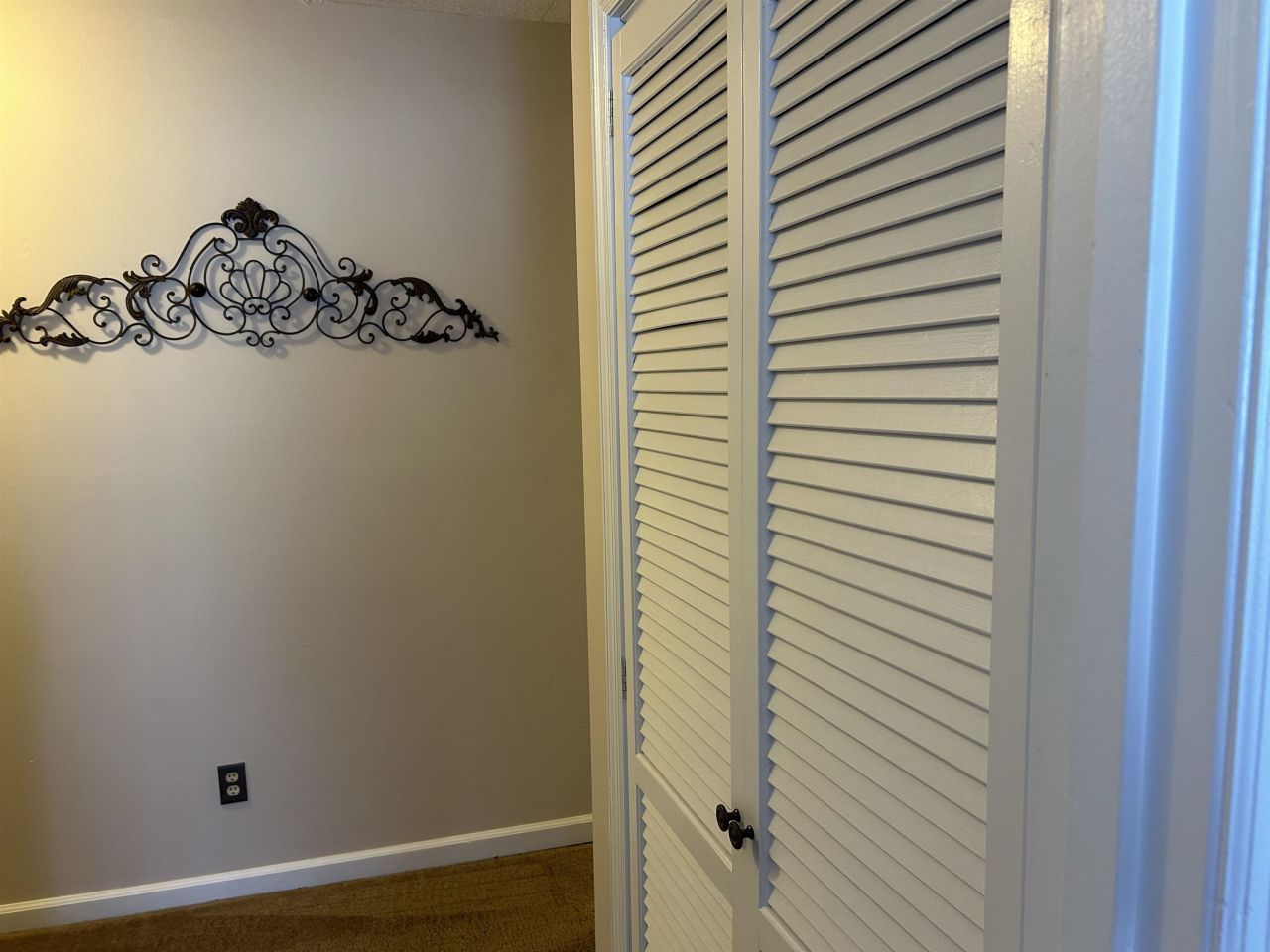 1575 Victoria Ln. Photo 35