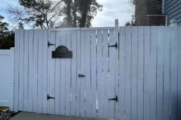 1575 Victoria Ln. photo 4