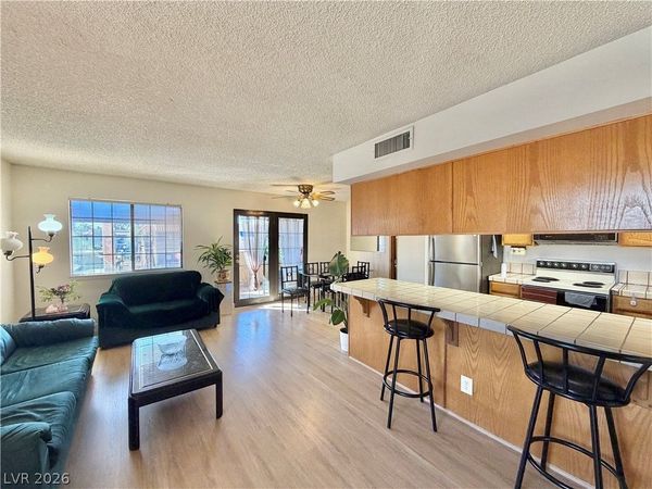 4210 Gannet Circle , Unit 294, Las Vegas, NV 89103