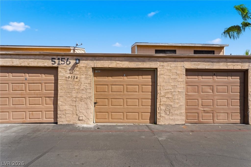 5156 Gray Lane, Unit F, Las Vegas, NV 89119 Main Photo