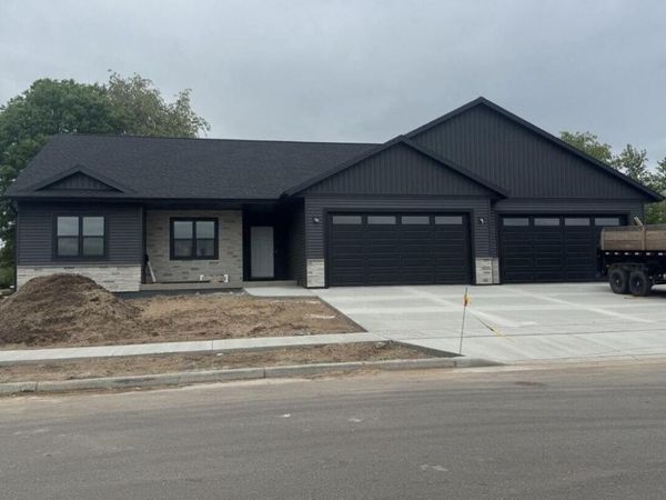 1358 Academy DRIVE, Holmen, WI 54636